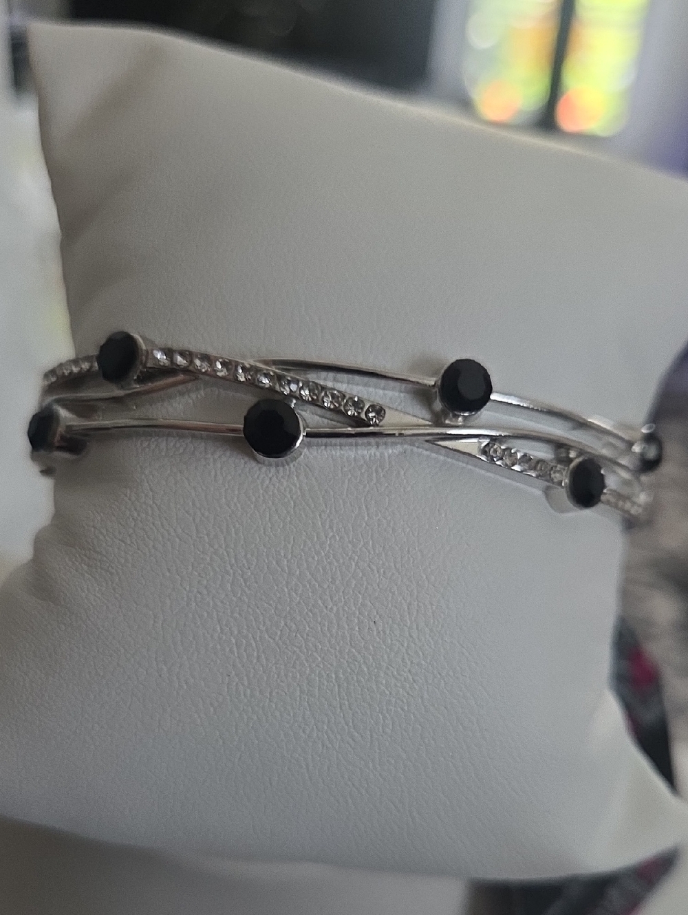 Paparazzi Black Gem Rhinestone Hinge Bracelet NWT